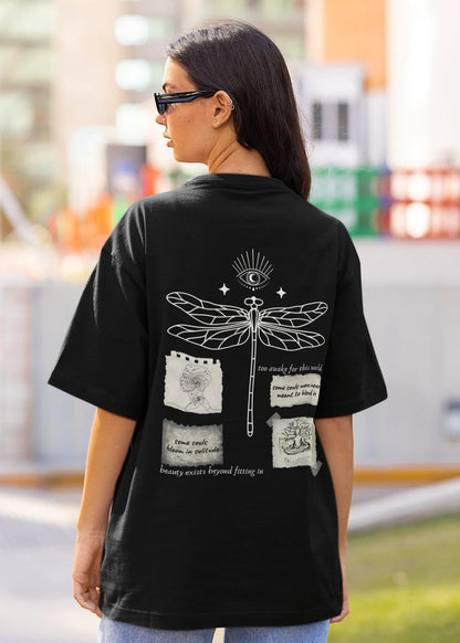Dragonfly graphic artwork on oversized streetwear t-shirt
