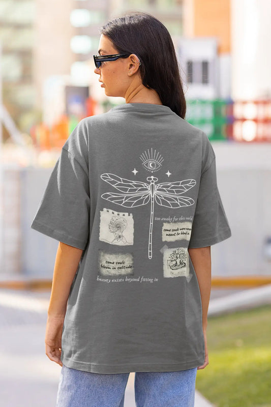 Dragonfly graphic artwork on oversized streetwear t-shirt grey color