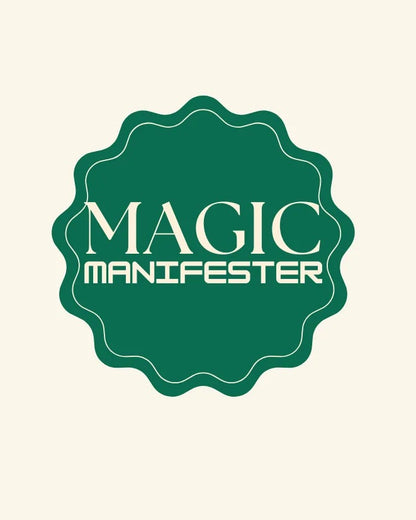 magic-manifester-tee-closeup-design-view