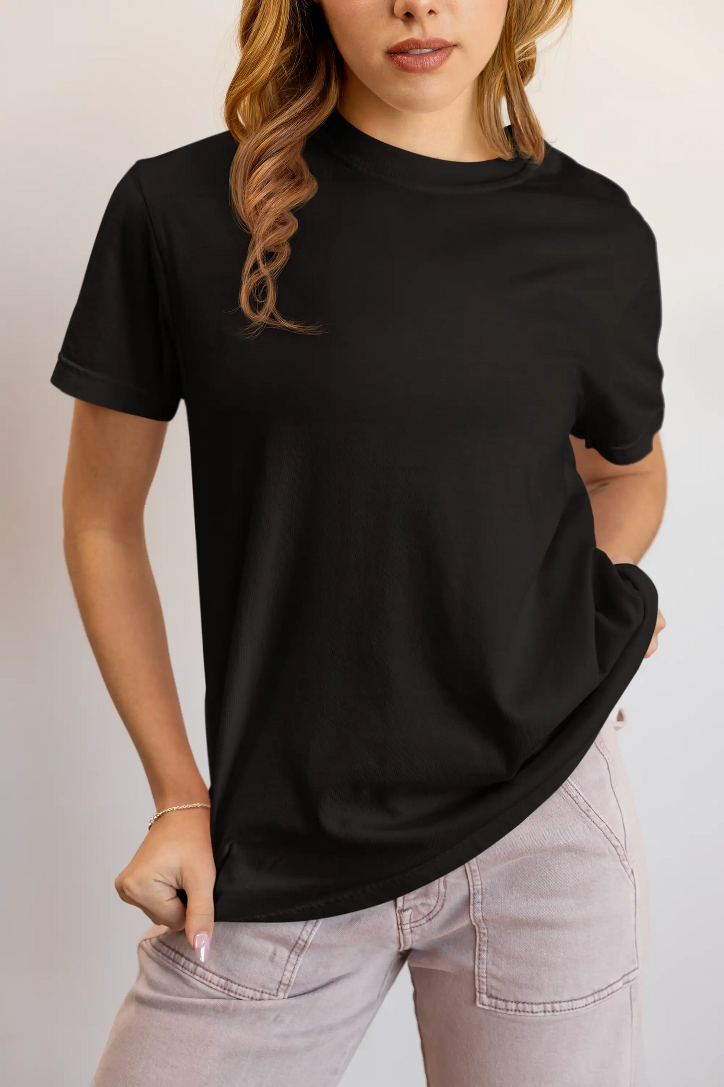 Premium black cotton tshirt for men and women in regular fit